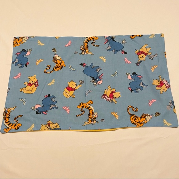 Winnie the Pooh Tigger Piglet Eeyore Pillowcase Homemade 21.5” x 13” Pillow Case - Picture 1 of 16